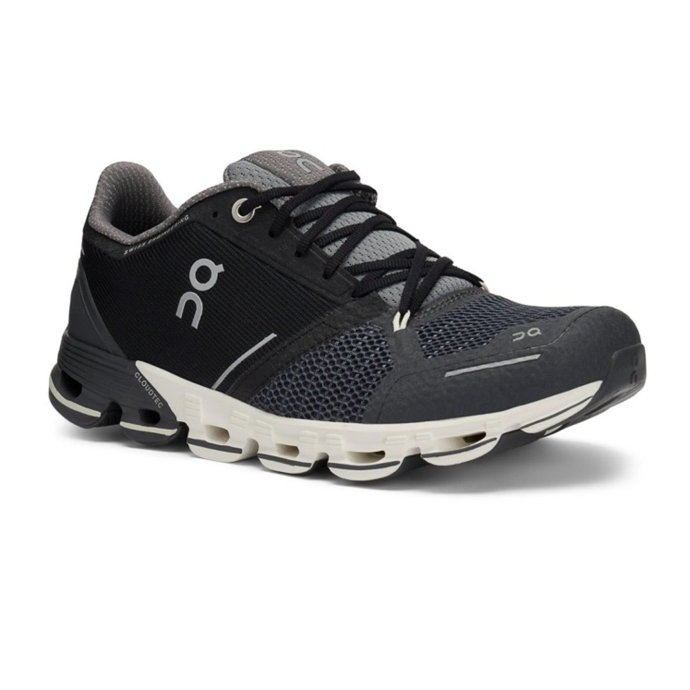 ON Cloudflyer Running Shoes Size 7.5